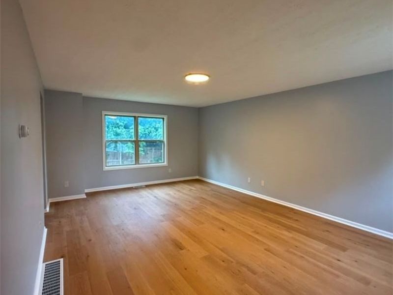 118 Locust Street , Oberlin, OH 44074 Photo 13