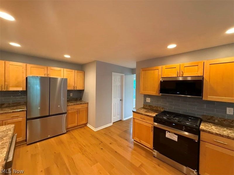 118 Locust Street , Oberlin, OH 44074 Photo 5
