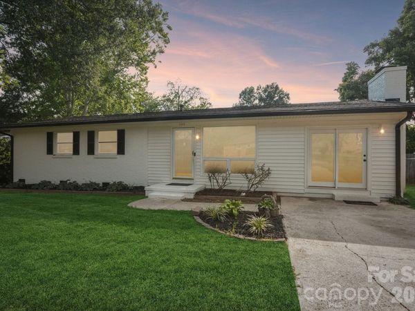 1443 Lynhurst Drive, Gastonia, NC 28054