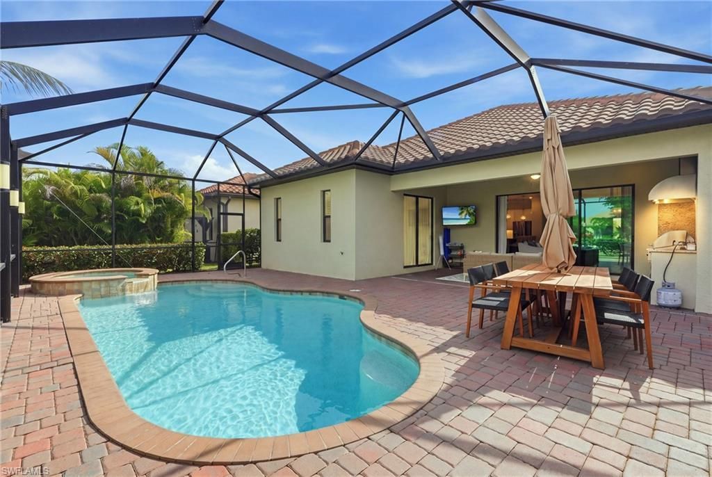 28004 Foxrock Ct, Bonita Springs, FL 34135 Photo
