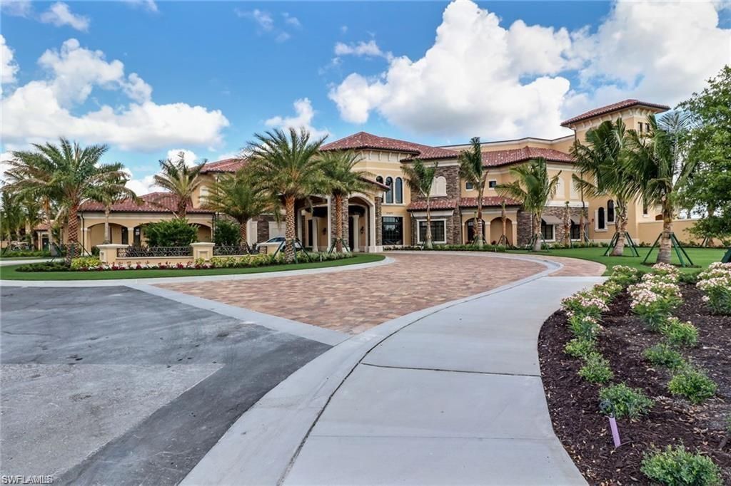 28004 Foxrock Ct, Bonita Springs, FL 34135 Photo