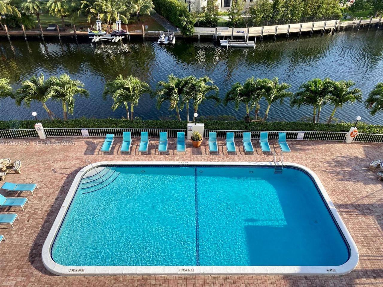 401 Golden Isles Dr , Unit 505, Hallandale Beach, FL 33009 Photo