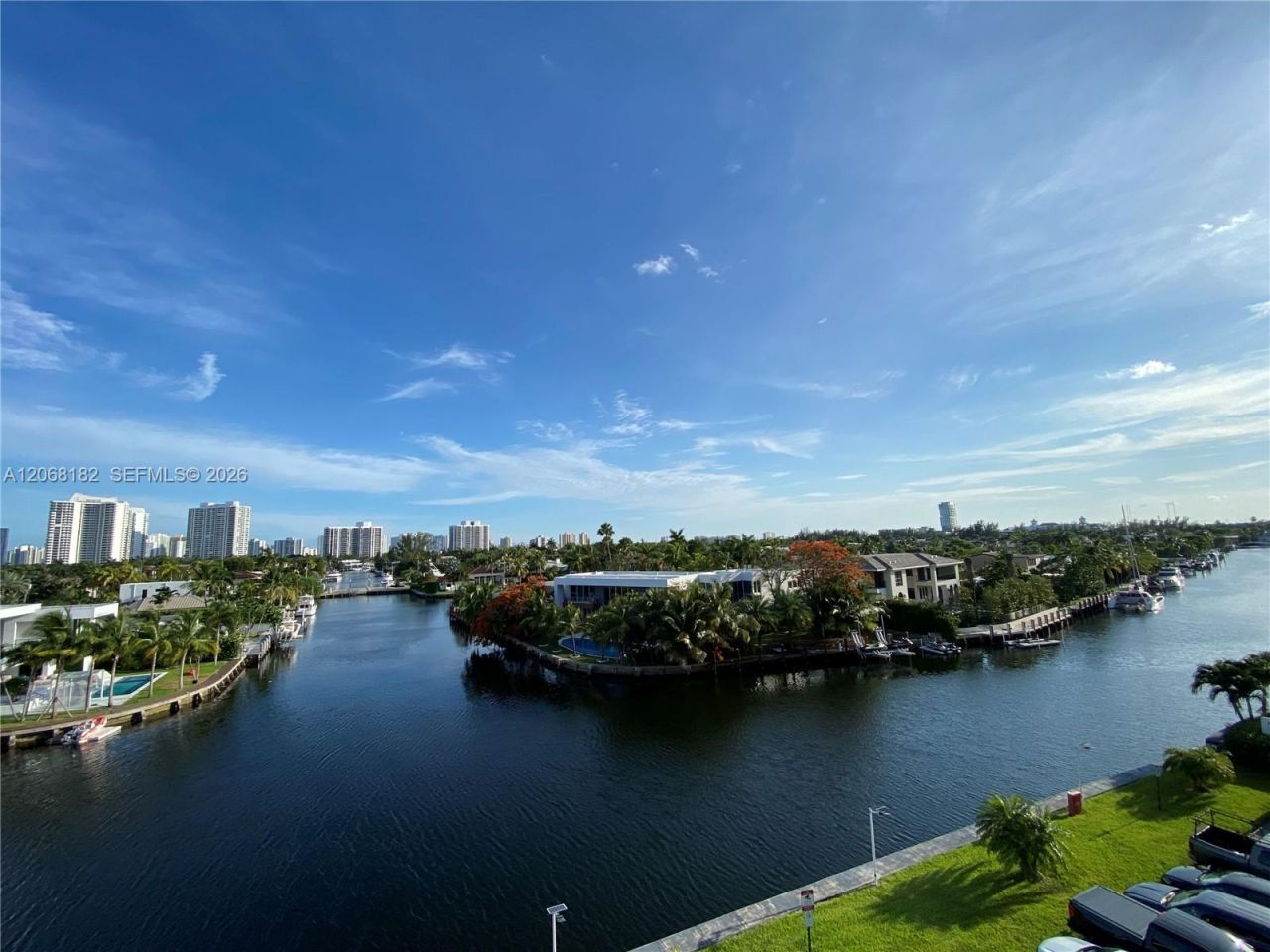 401 Golden Isles Dr , Unit 505, Hallandale Beach, FL 33009 Photo