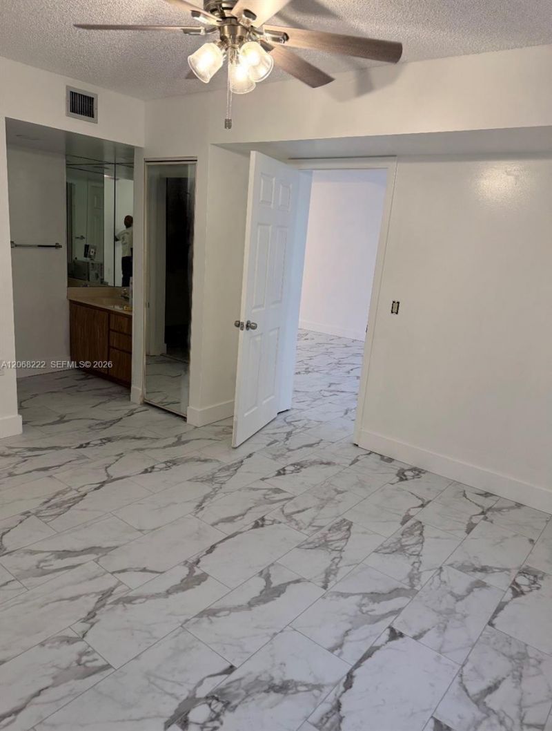 3526 Whitehall Dr , Unit 302, West Palm Beach, FL 33401 Photo
