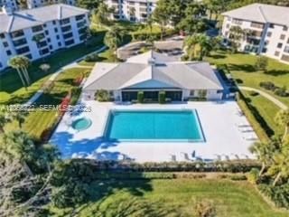 3526 Whitehall Dr , Unit 302, West Palm Beach, FL 33401 Photo