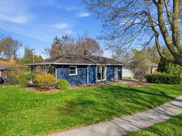 1181 Kay Parkway, Ann Arbor, MI 48103