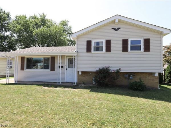 6340 Smith Road , Brook Park, OH 44142