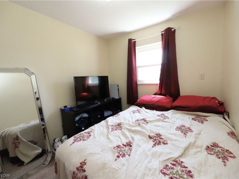 6340 Smith Road , Brook Park, OH 44142 Photo 15