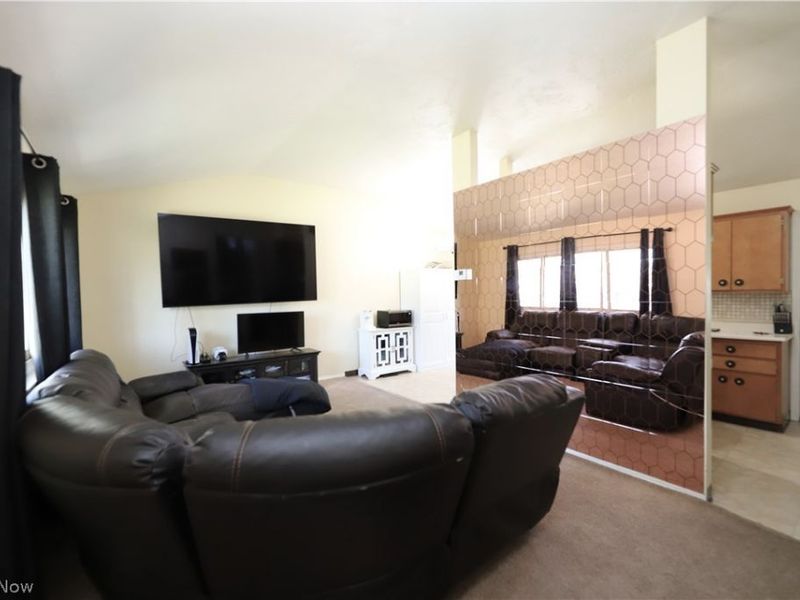 6340 Smith Road , Brook Park, OH 44142 Photo 3