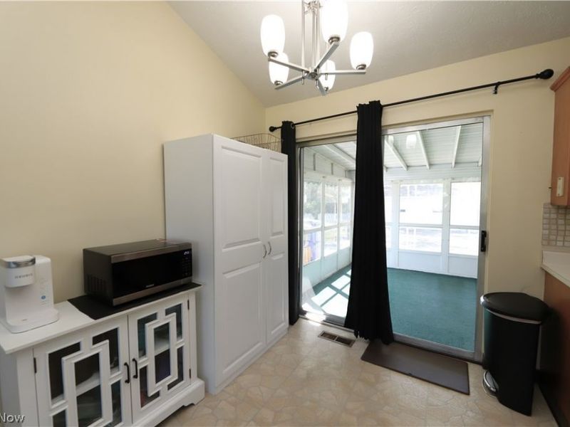 6340 Smith Road , Brook Park, OH 44142 Photo 7