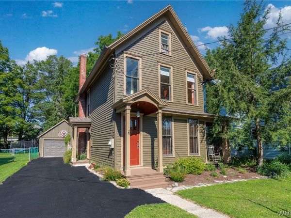 25 Park Place , East Aurora, NY 14052