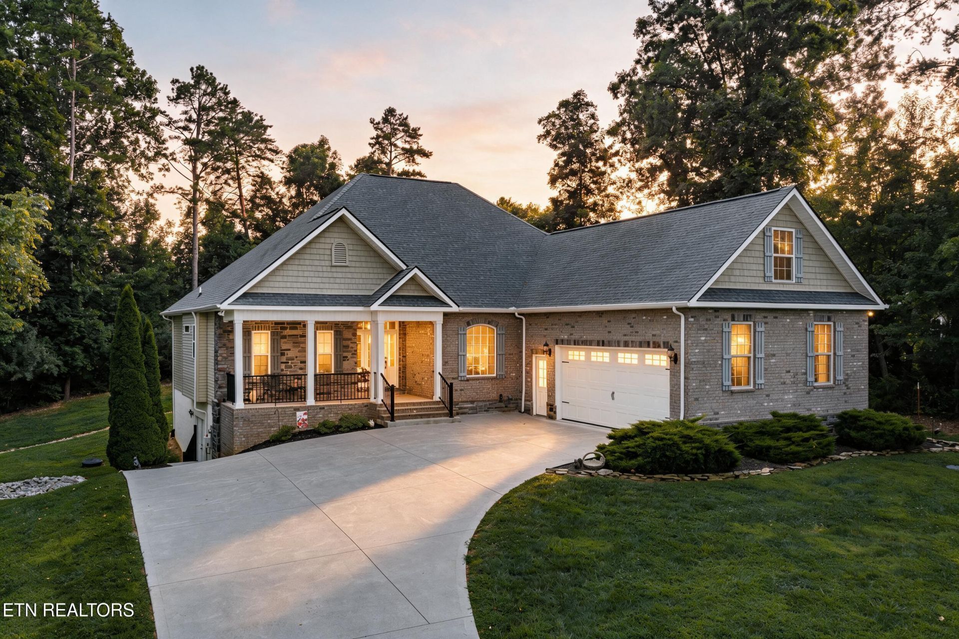 102 Okema Place, Loudon, TN 37774 Main Photo