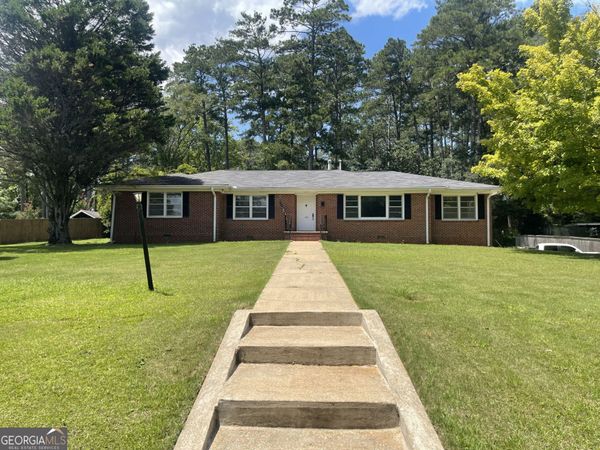103 Crestview, Valley, AL 36854
