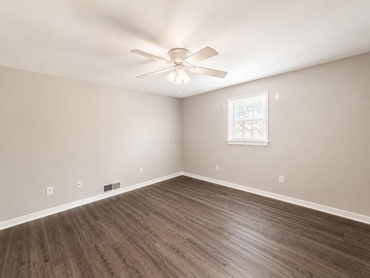 1240 Belvedere Drive Photo 23