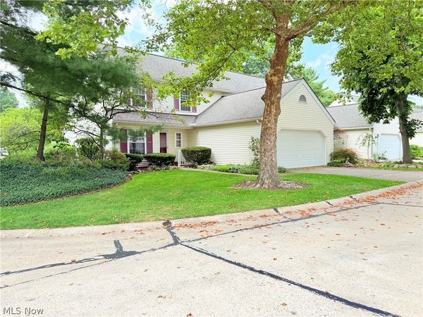 5830 Ridgeview Lane , Willoughby, OH 44094