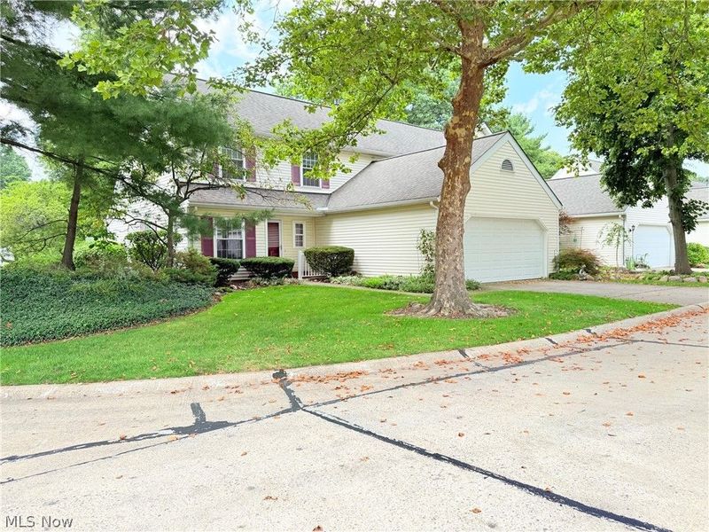 5830 Ridgeview Lane , Willoughby, OH 44094 Photo 1