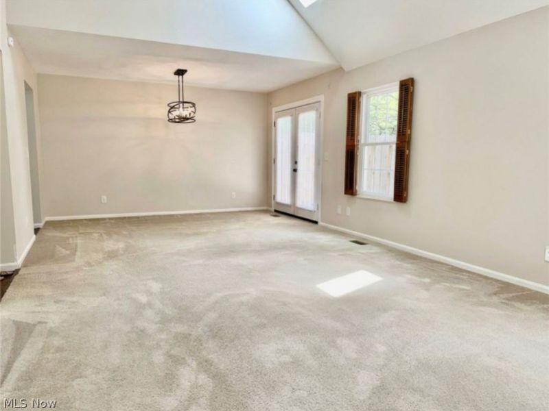 5830 Ridgeview Lane , Willoughby, OH 44094 Photo 9
