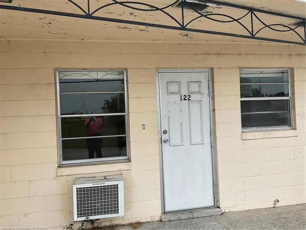1001 Lakeview Drive, Sebring, FL 33870 Photo