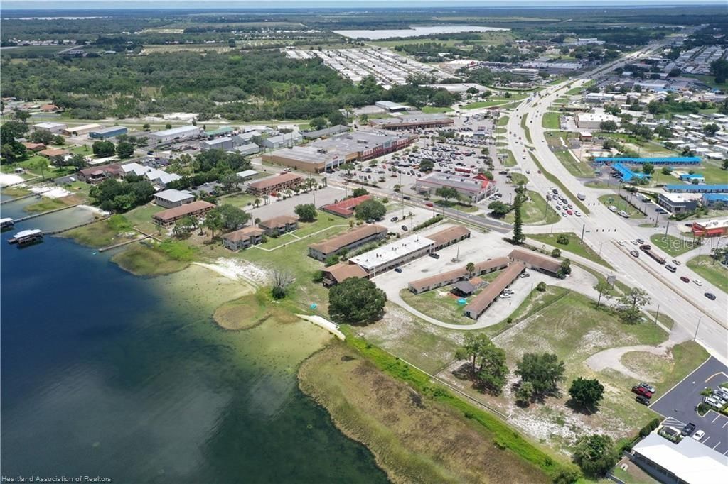 1001 Lakeview Drive, Sebring, FL 33870 Photo