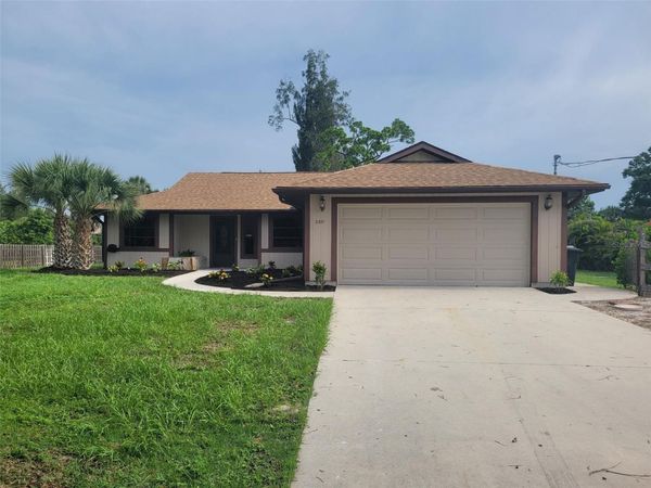 2331 MISSION VALLEY BOULEVARD , NOKOMIS, FL 34275