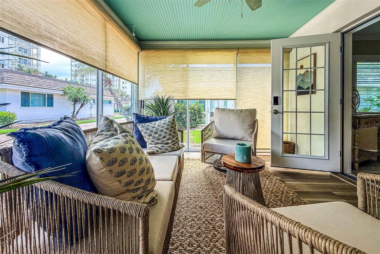 1900 Benjamin Franklin Drive , Sarasota, FL 34236 Photo