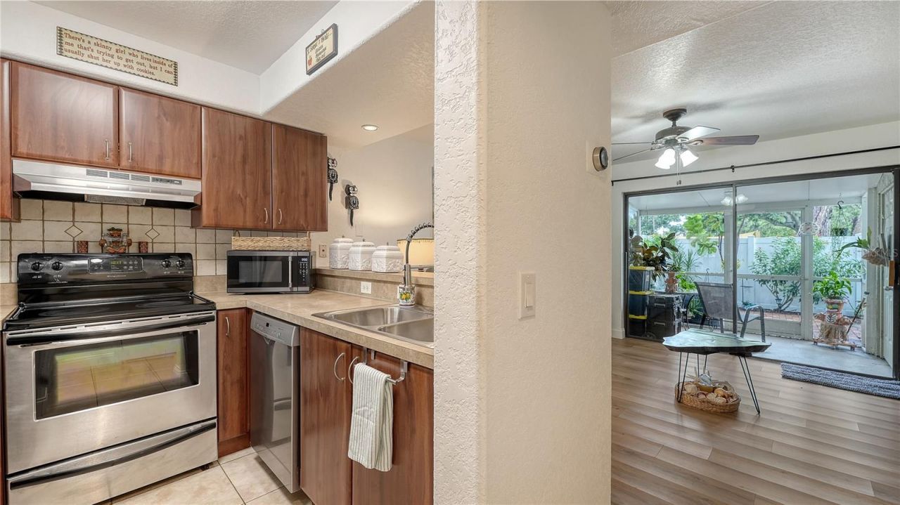 4906 25th Street W, Unit 107, Bradenton, FL 34207 Photo