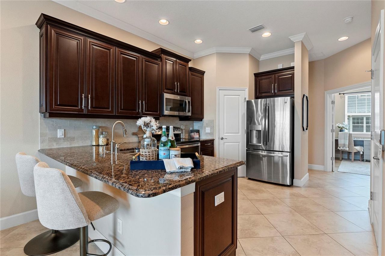 6043 Anchorage Way S, Saint Petersburg, FL 33712 Photo
