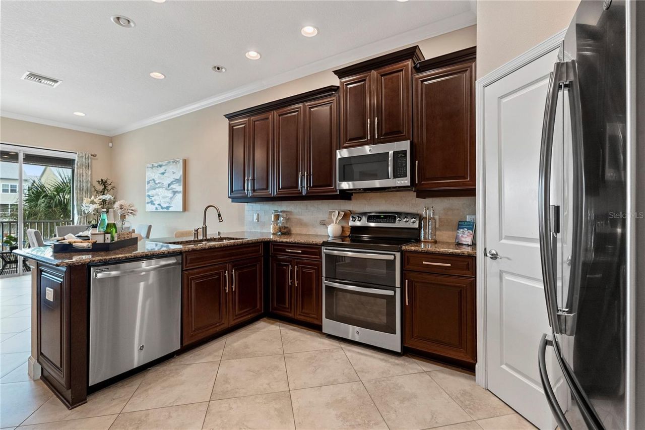 6043 Anchorage Way S, Saint Petersburg, FL 33712 Photo