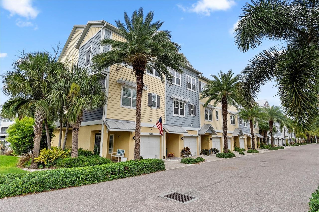 6043 Anchorage Way S, Saint Petersburg, FL 33712 Photo