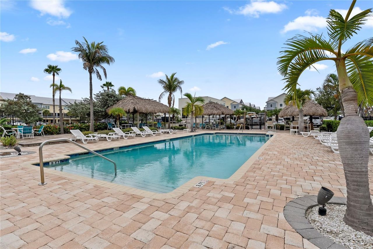 6043 Anchorage Way S, Saint Petersburg, FL 33712 Photo