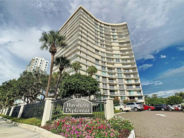 2611 BAYSHORE BOULEVARD , Unit 303, TAMPA, FL 33629