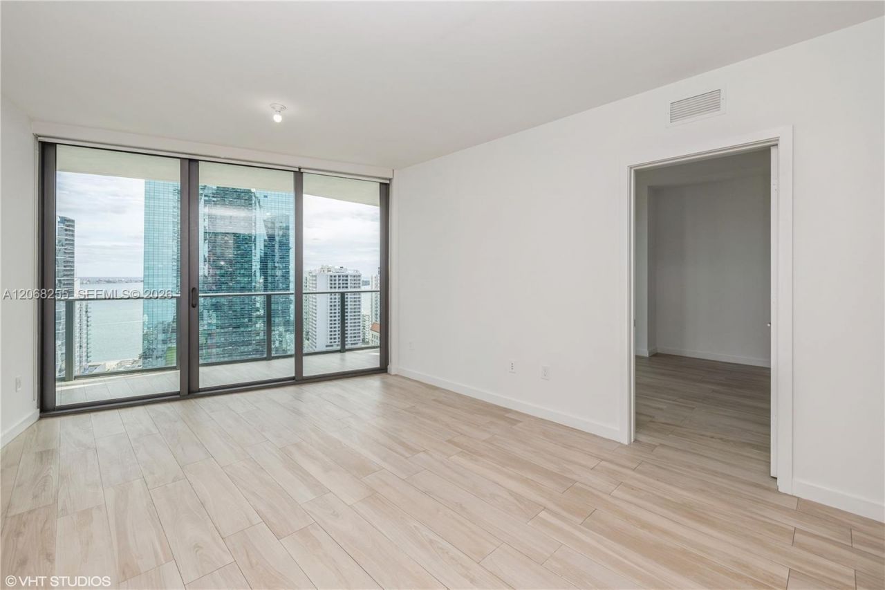 1300 S Miami Ave , Unit 2504, Miami, FL 33130 Photo