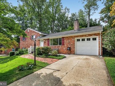 5624 QUEENSBERRY AVENUE, SPRINGFIELD, VA 22151