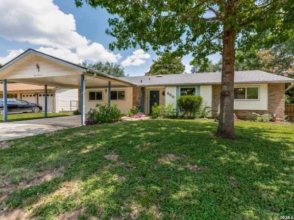 800 MARILYN DR, Schertz, TX 78154