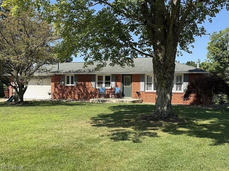 893 Dresden Drive, Mansfield, OH 44905 Photo 3