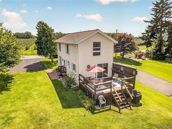 14651 Lakeshore Road, Kent, NY 14477