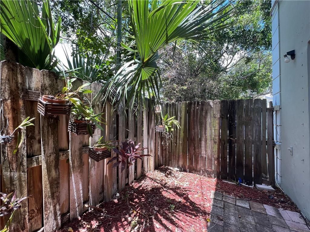 1423 Holly Heights Drive, Unit 7, Fort Lauderdale, FL 33304 Photo