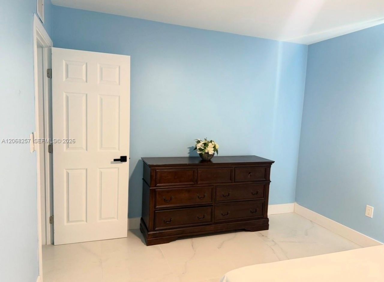 Please Call For Address, Miami, FL 33168 Photo