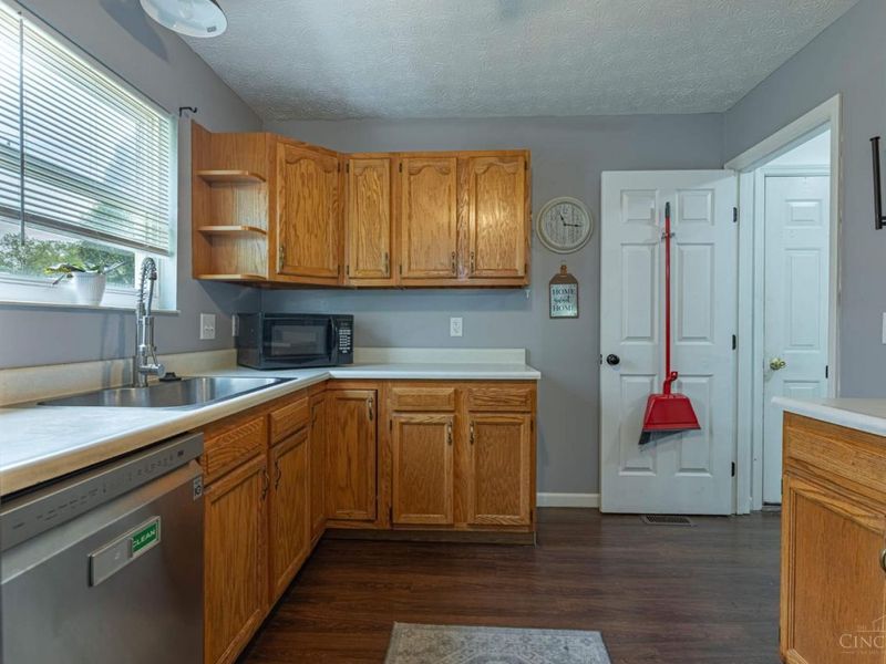 21 Clearbrook Drive, Franklin, OH 45005 Photo 8