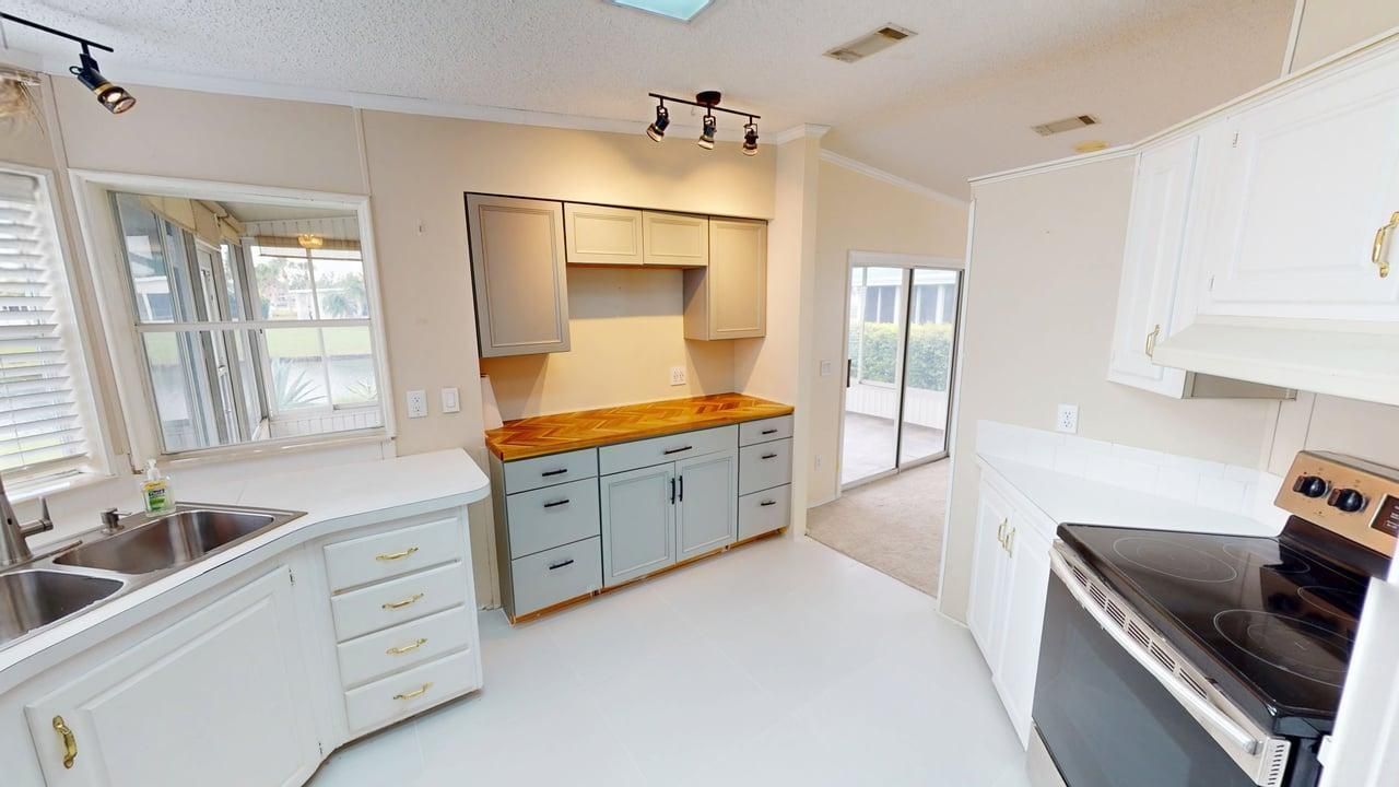 3325 Ironwood Avenue, Port Saint Lucie, FL 34952 Photo