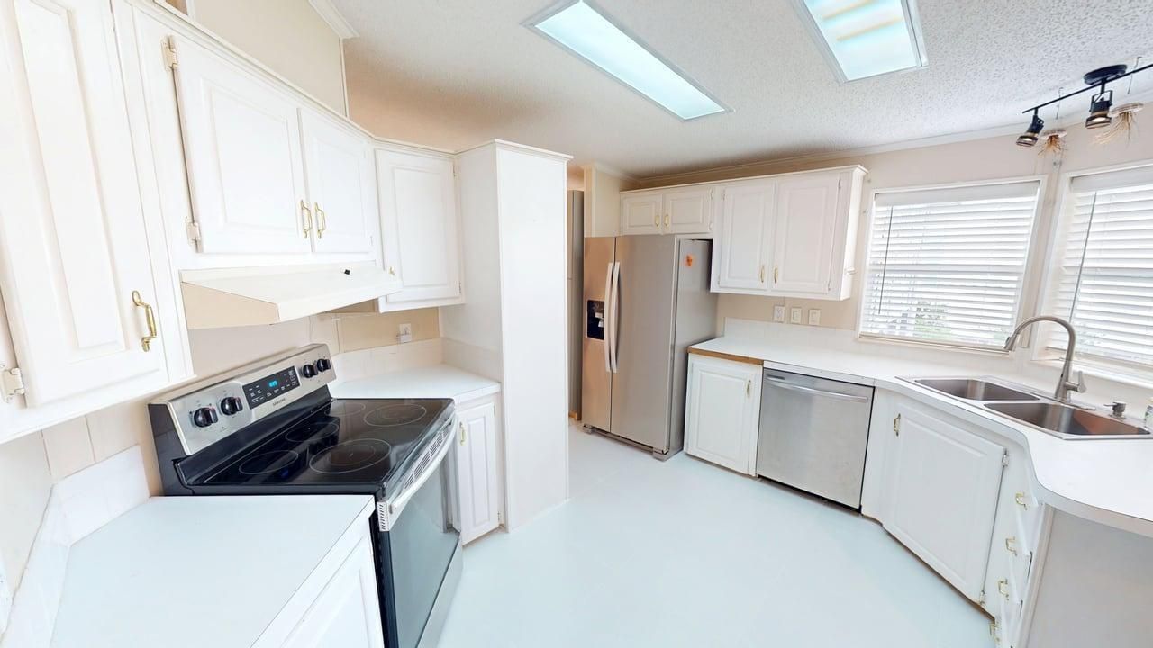 3325 Ironwood Avenue, Port Saint Lucie, FL 34952 Photo