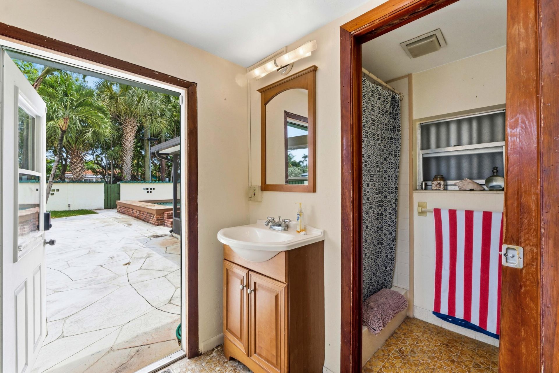 1344 NE 13th Avenue, Fort Lauderdale, FL 33304 Photo