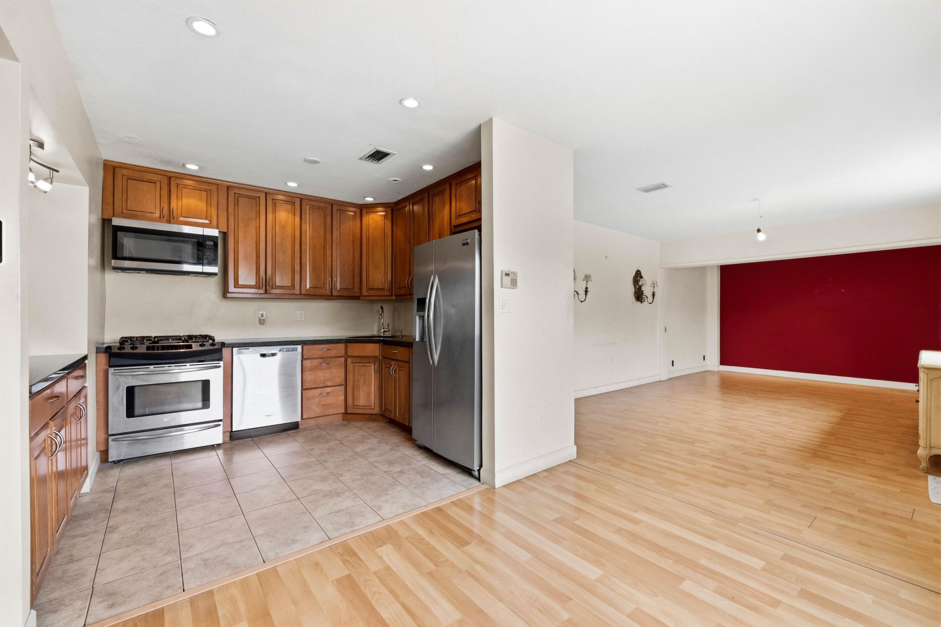 1344 NE 13th Avenue, Fort Lauderdale, FL 33304 Photo