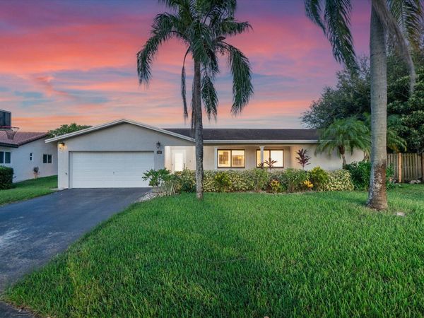 244 NW 102nd Terrace, Plantation, FL 33324