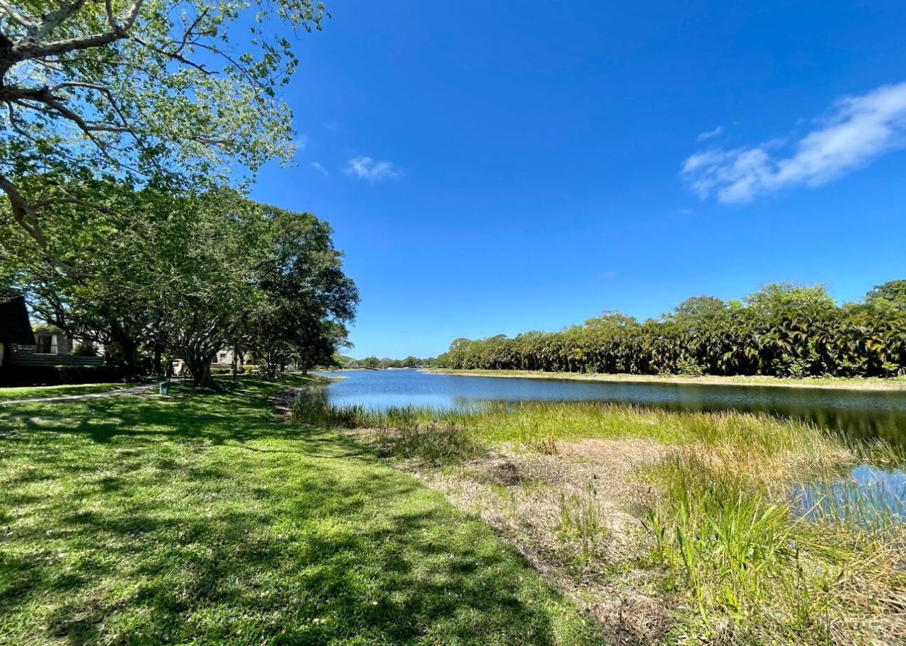 903 9th Terrace, Palm Beach Gardens, FL 33418 Photo