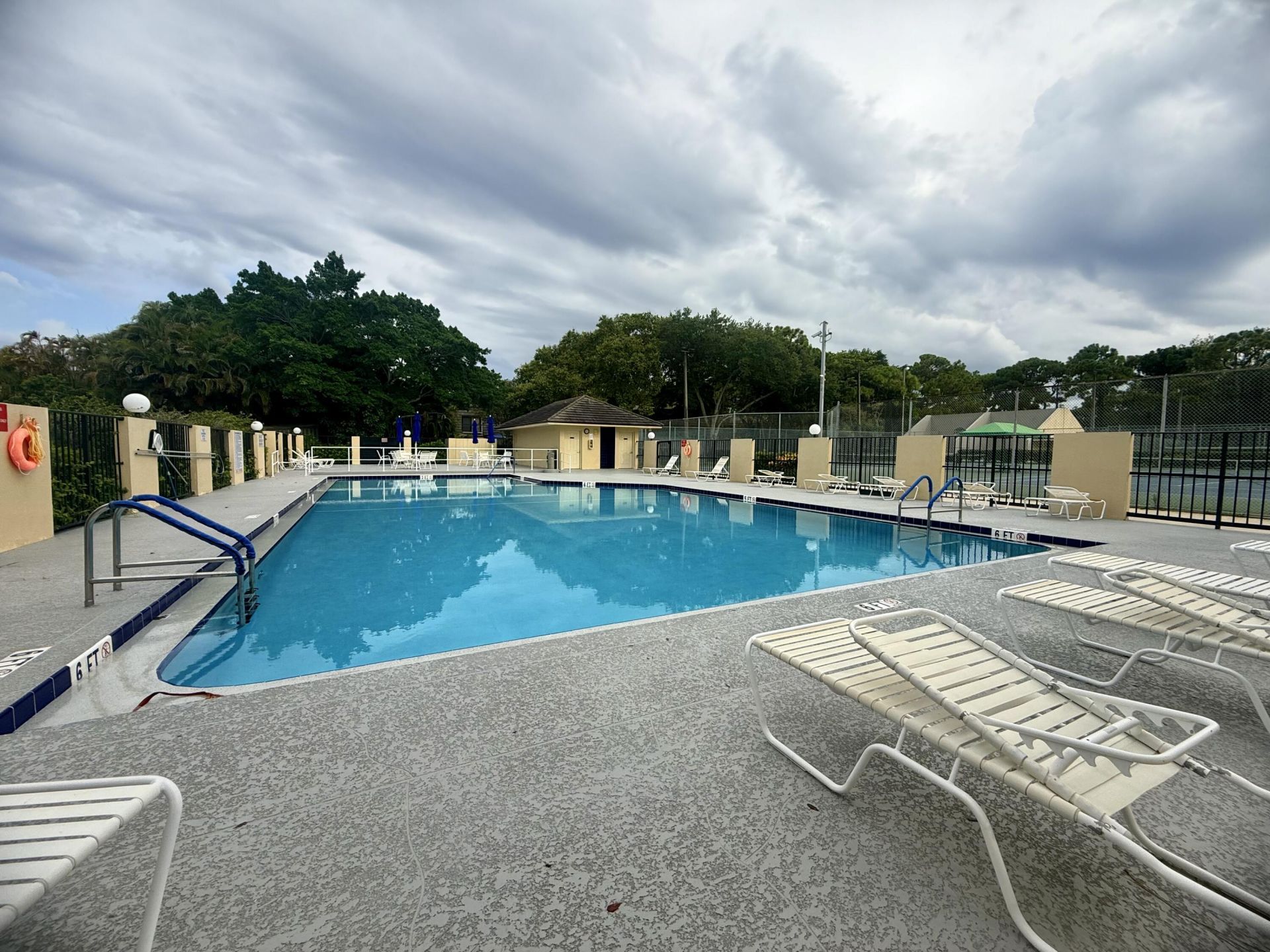 903 9th Terrace, Palm Beach Gardens, FL 33418 Photo