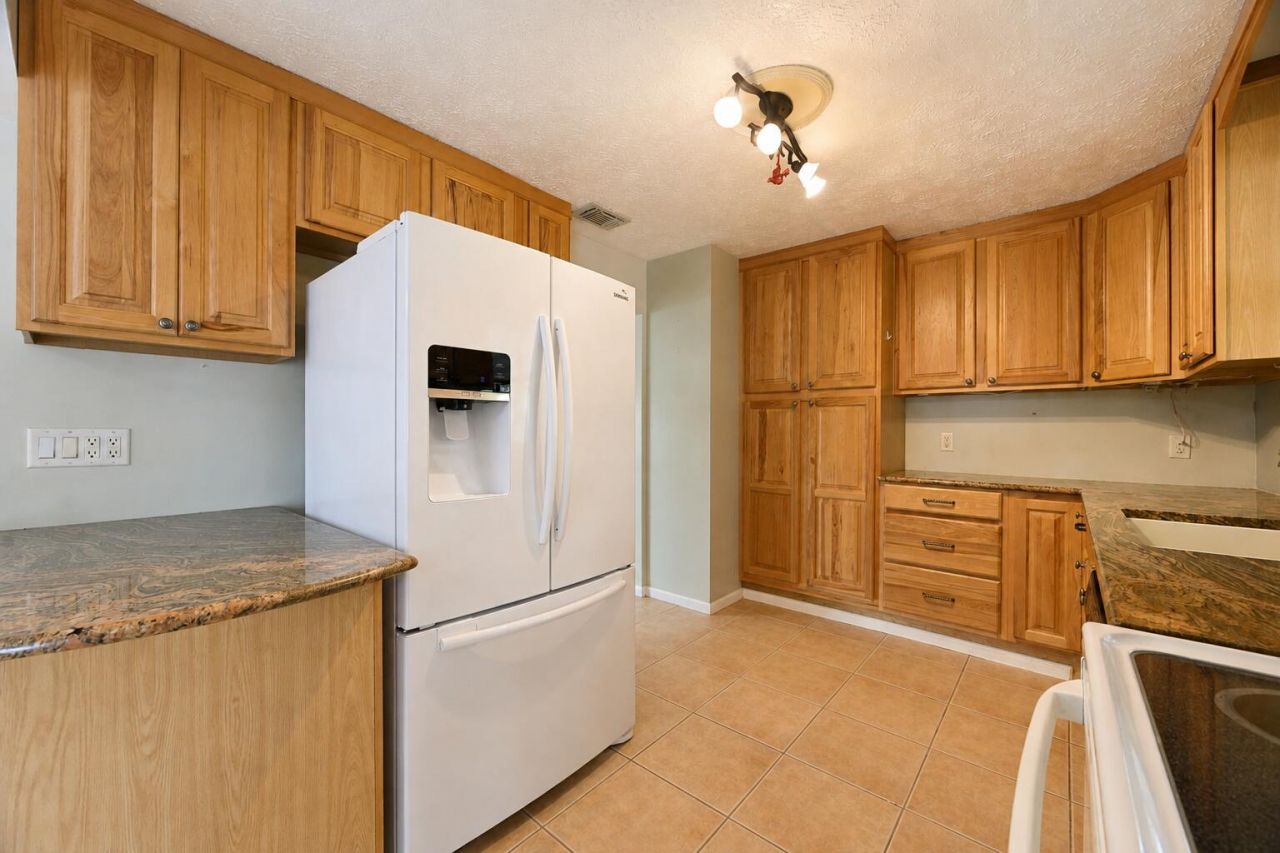 2485 SE Sidonia Street, Port Saint Lucie, FL 34952 Photo