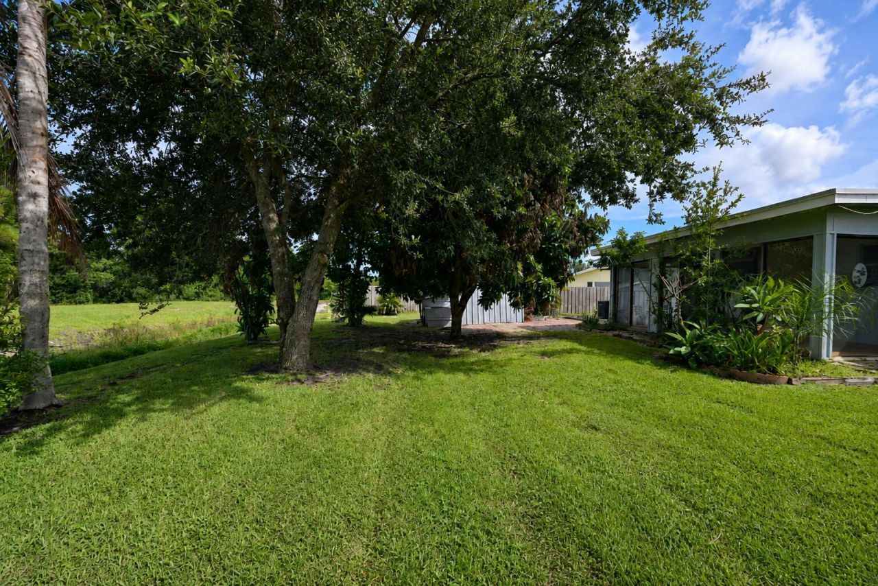 2485 SE Sidonia Street, Port Saint Lucie, FL 34952 Photo