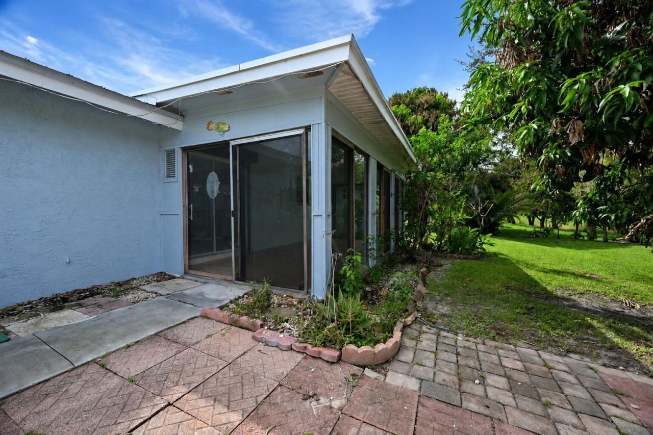 2485 SE Sidonia Street, Port Saint Lucie, FL 34952 Photo