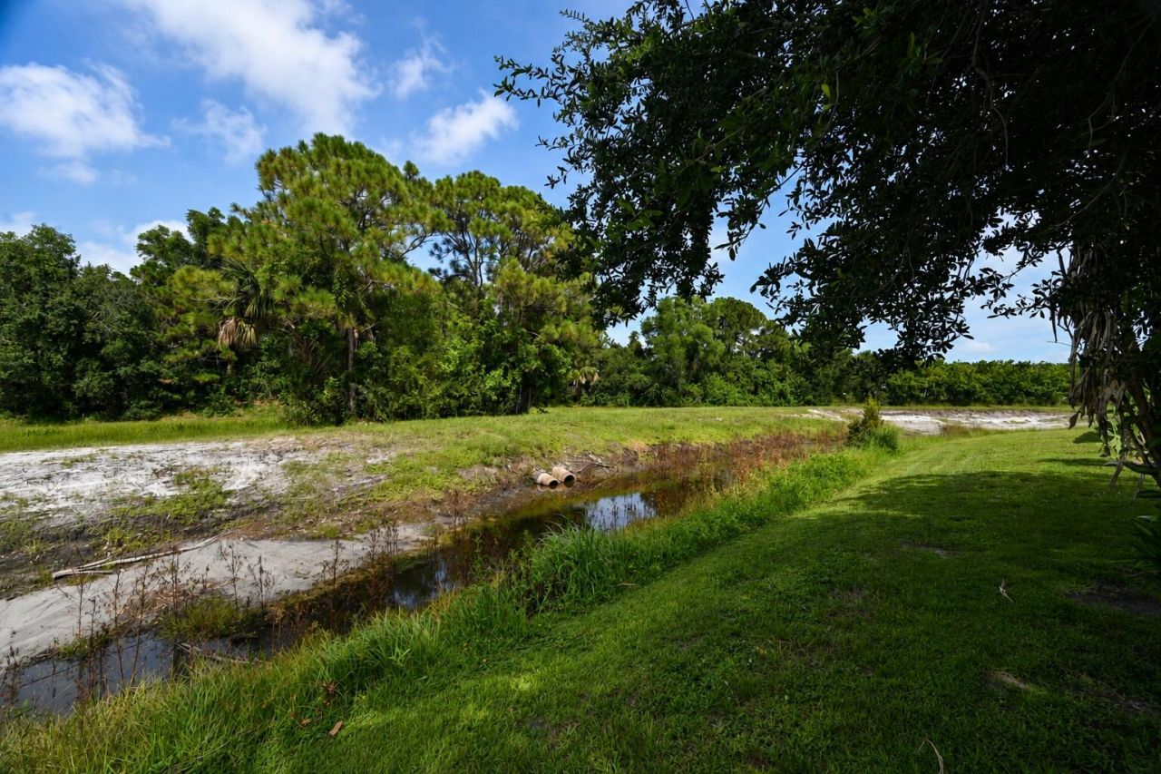 2485 SE Sidonia Street, Port Saint Lucie, FL 34952 Photo